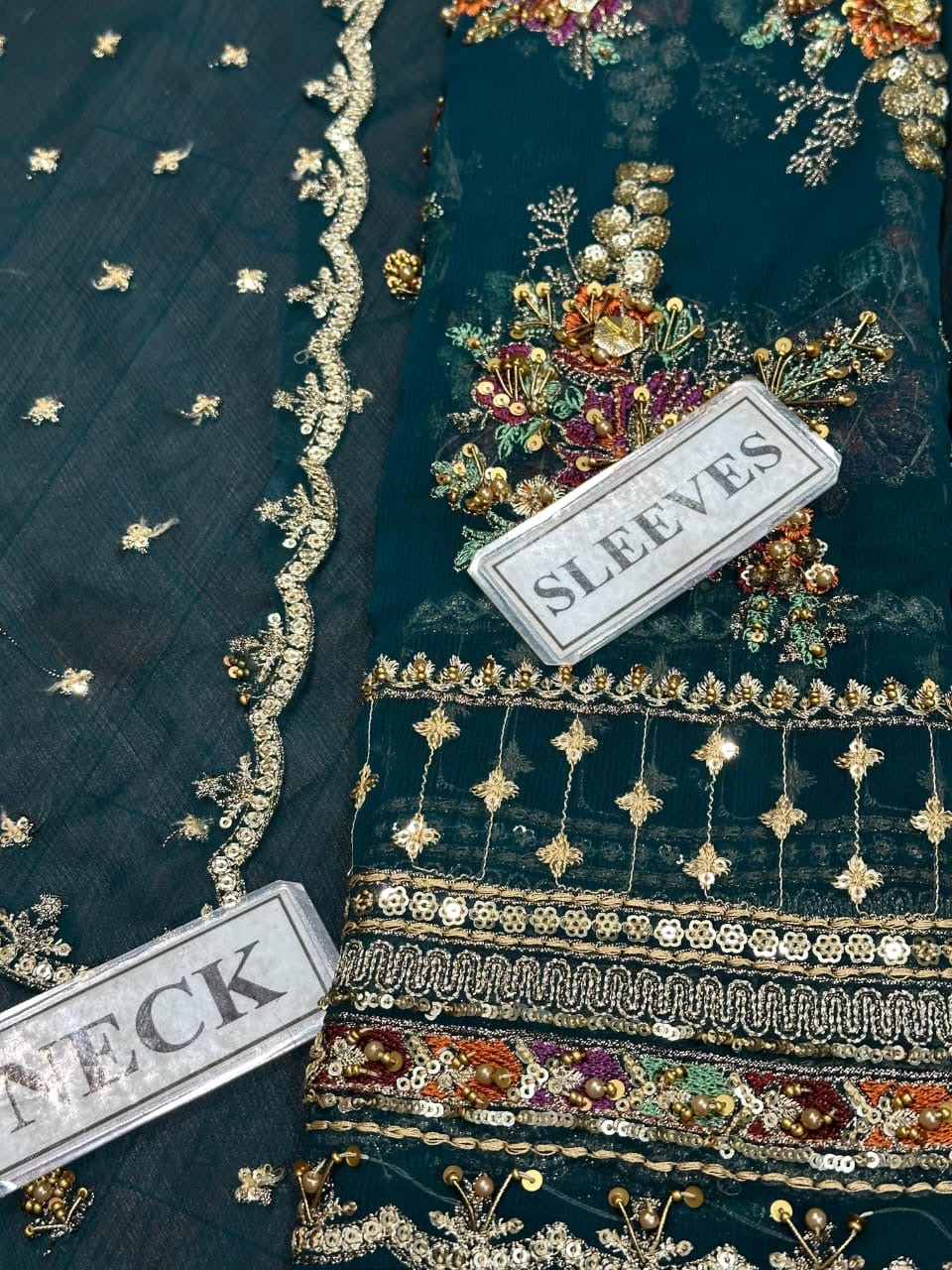 CHARISMA.fabric.chiffon.heavy embroidery.3 peice