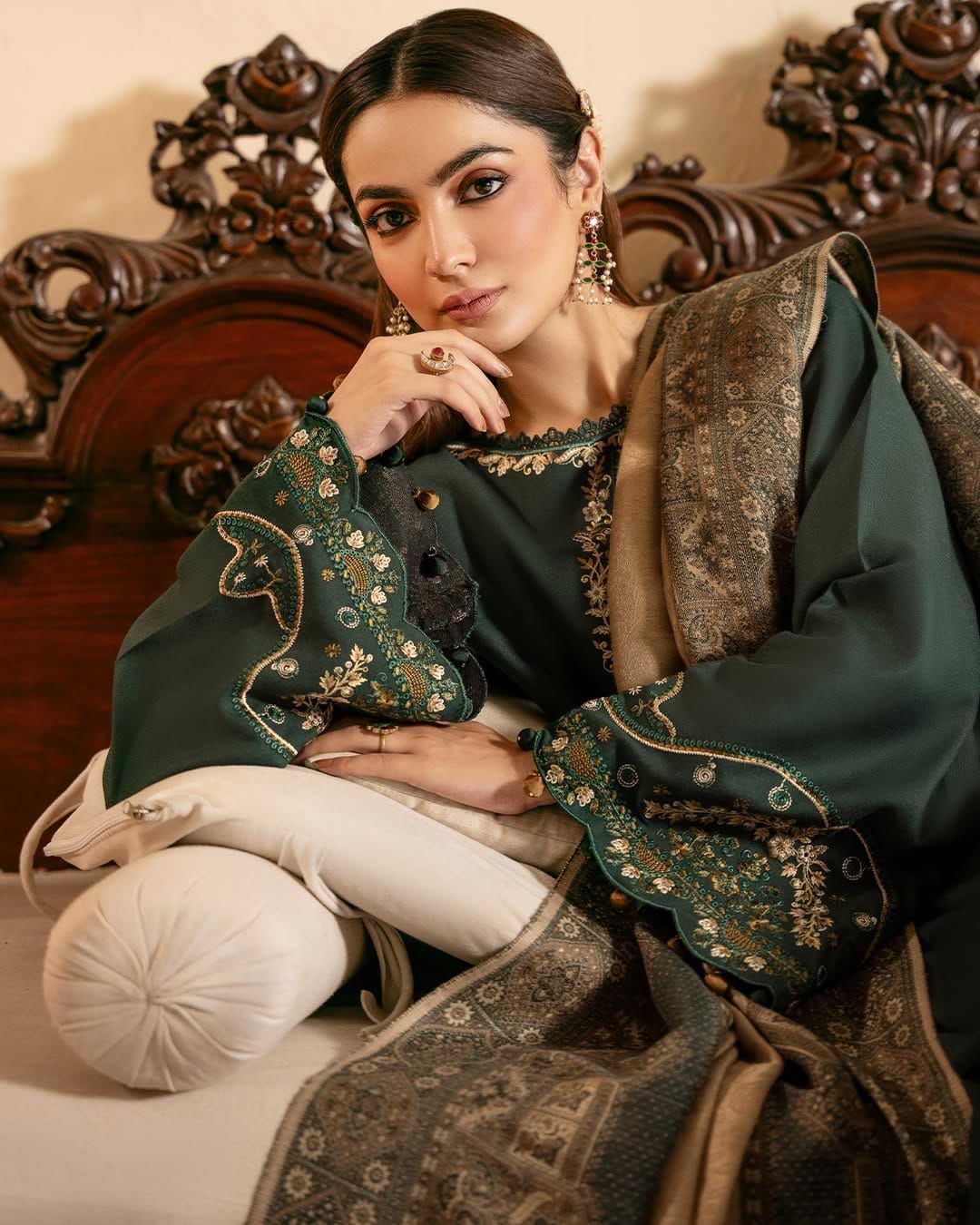 IZEL Premium Air-Jet Dhanak 3-Piece